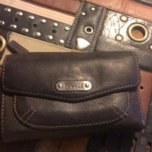 Fossil wallet brown pPebbled leather trifold GUC